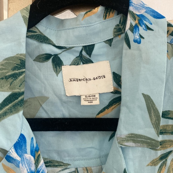 American Eagle Top - Picture 3 of 6